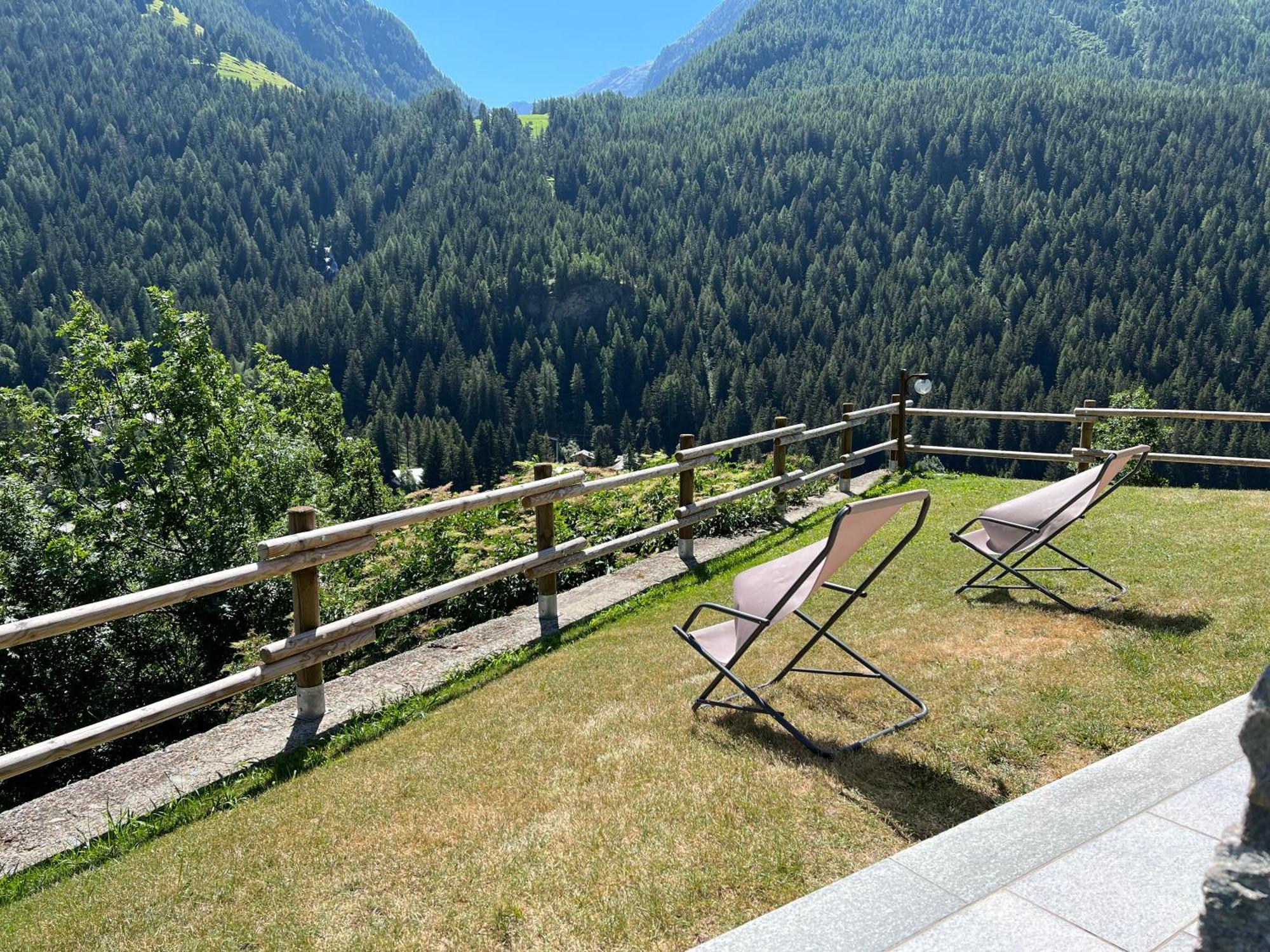 Affittacamere Buenavista Guest House Champoluc Exterior foto
